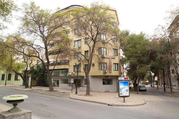 Imagen general del Hotel Montecarlo, Santiago Centro. Foto 14