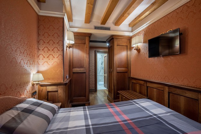 Imagen de la habitación del Hotel Montecarlo, Venecia. Foto 15