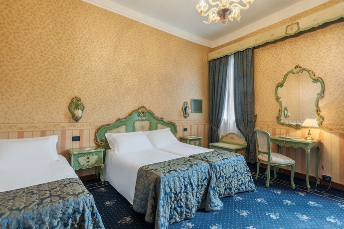 Imagen de la habitación del Hotel Montecarlo, Venecia. Foto 22