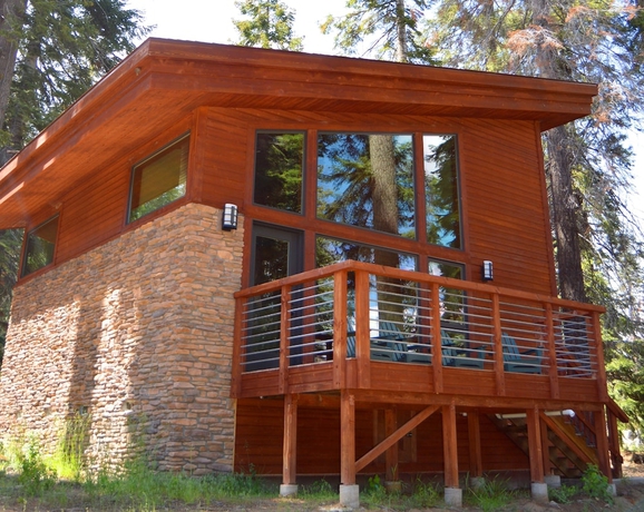 Imagen de la habitación del Hotel Montecito Sequoia Lodge. Foto 4