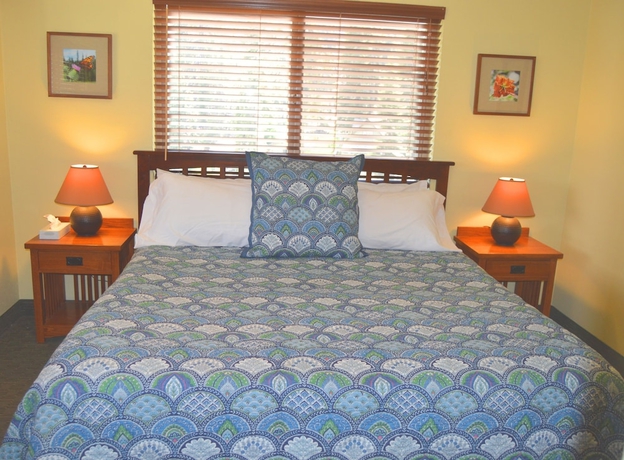 Imagen de la habitación del Hotel Montecito Sequoia Lodge. Foto 5