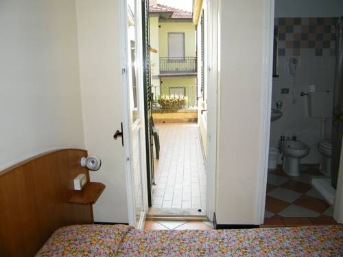 Imagen de la habitación del Hotel Montecodeno. Foto 13