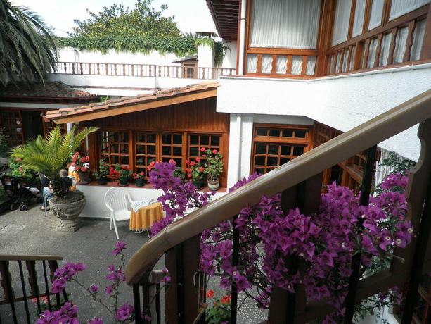 Imagen de los exteriores del Hotel Montecristo, Laredo. Foto 6