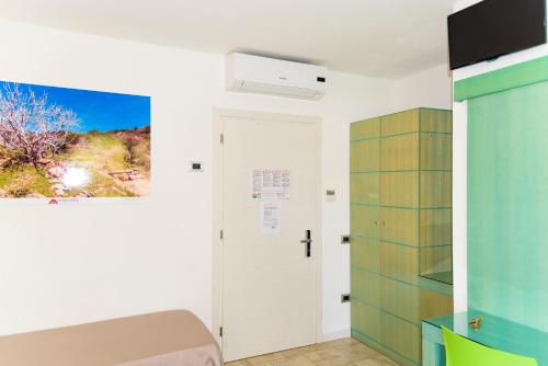 Imagen de la habitación del Hotel Montecristo, Marina di Campo. Foto 8