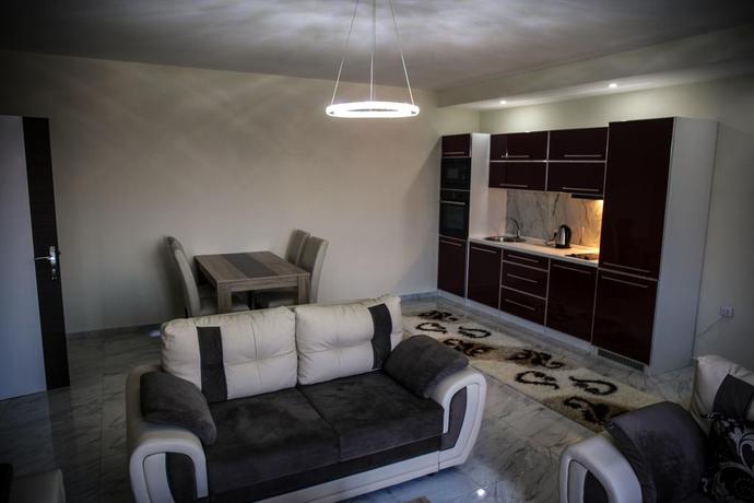 Imagen de los interiores del Hotel Montefila. Foto 17