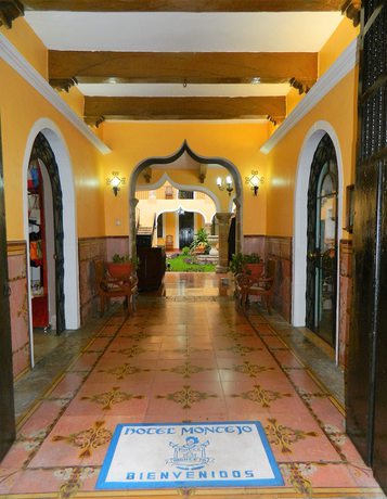 Imagen de los interiores del Hotel Montejo. Foto 16