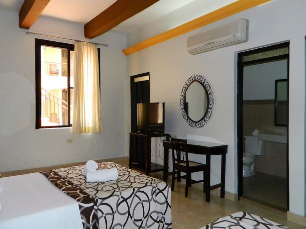 Imagen de la habitación del Hotel Montejo. Foto 12