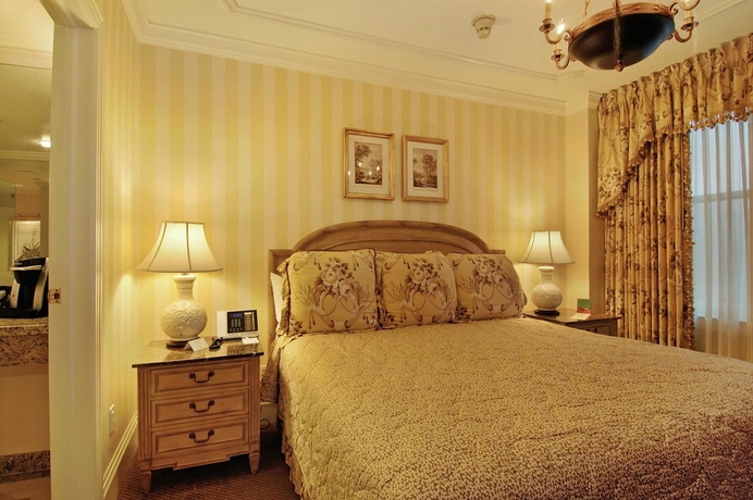 Imagen de los exteriores del Hotel Monteleone, New Orleans. Foto 8