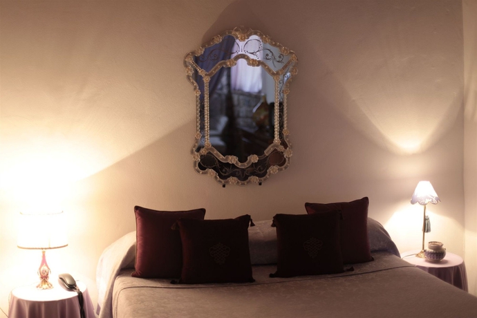 Imagen de la habitación del Hotel Montelucci Country Resort and Agriturismo Di Charme. Foto 7