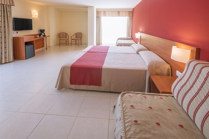 Imagen de la habitación del Hotel Montemar Maritim. Foto 7