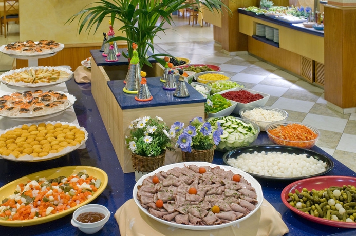 Imagen del bar/restaurante del Hotel Montemar Maritim. Foto 3