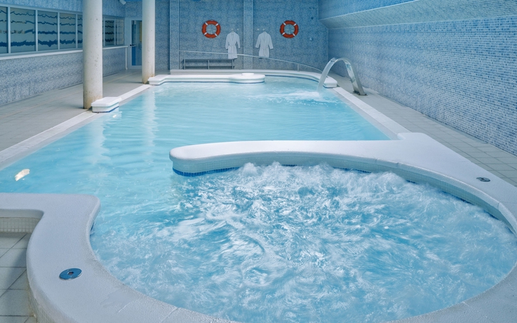 Imagen de la piscina del Hotel Montemar Maritim. Foto 15