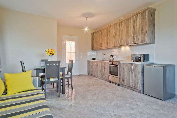 Imagen de la habitación del Hotel Montemar Studios and Apartments. Foto 6