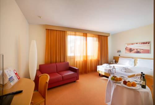 Imagen de la habitación del Hotel Montemezzi. Foto 3