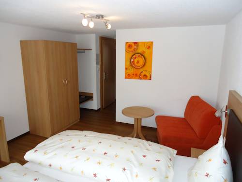 Imagen de la habitación del Hotel Monte-moro. Foto 13