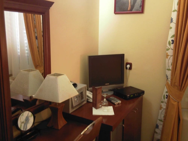 Imagen de la habitación del Hotel Montenegrino. Foto 12