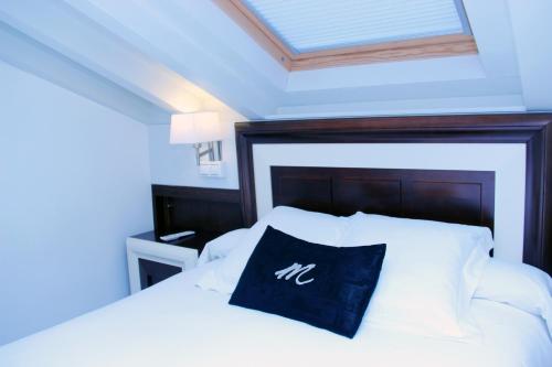 Imagen de la habitación del Hotel Montenegro, Santiago de Compostela. Foto 2