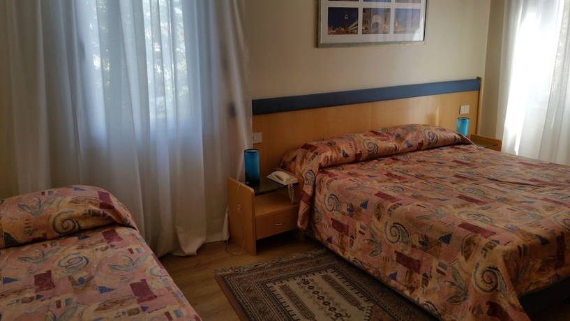 Imagen de la habitación del Hotel Montepiana. Foto 6