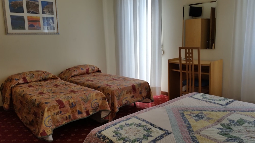 Imagen de la habitación del Hotel Montepiana. Foto 11