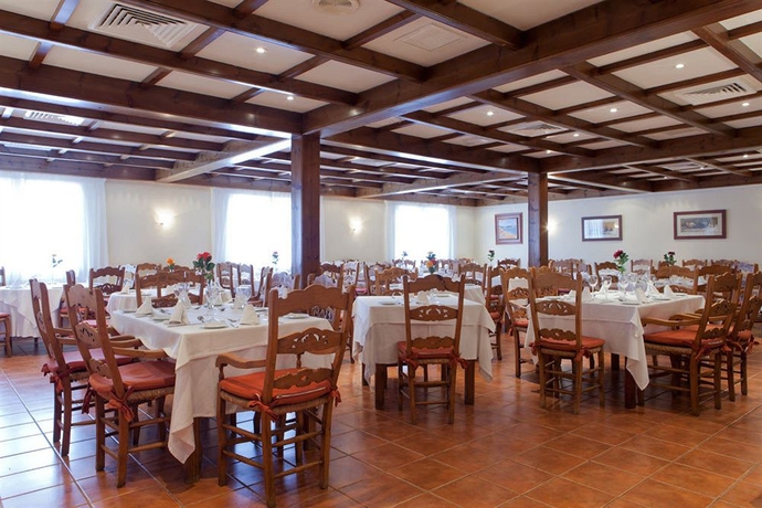 Imagen del bar/restaurante del Hotel Montepiedra. Foto 5