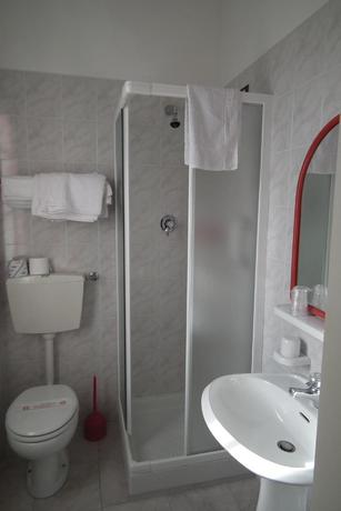 Imagen de la habitación del Hotel Montepizzo. Foto 6