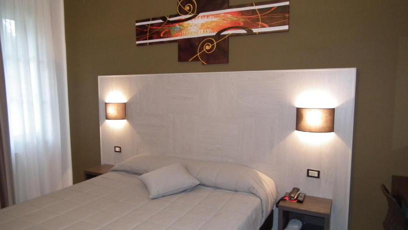 Imagen de la habitación del Hotel Montepizzo. Foto 11