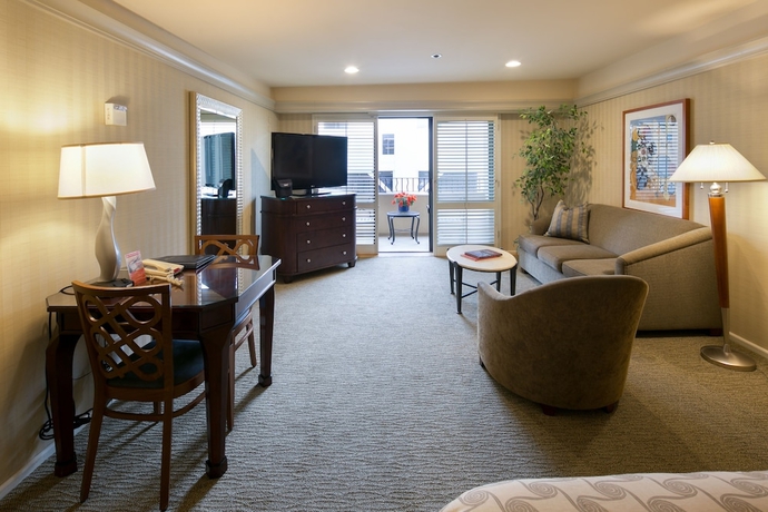 Imagen de la habitación del Hotel Monterey Bay Inn. Foto 14