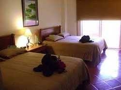 Imagen de la habitación del Hotel Monterey Del Mar. Foto 4