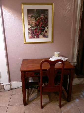 Imagen de la habitación del Hotel Monterey Inn. Foto 10