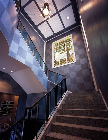 Imagen de los interiores del Hotel Monterey La Soeur Fukuoka. Foto 8