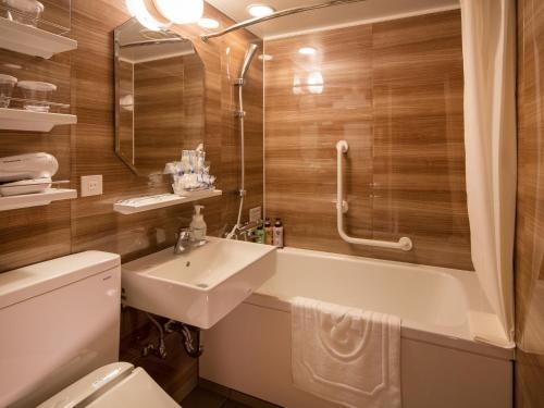 Imagen de la habitación del Hotel Monterey Le Frere Osaka. Foto 7