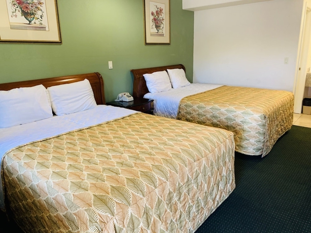 Imagen de la habitación del Hotel Monterey Oceanside Inn. Foto 3