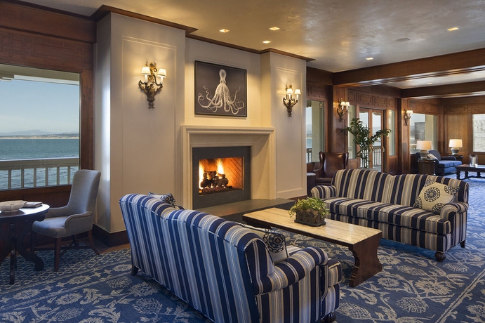 Imagen de los interiores del Hotel Monterey Plaza and Spa. Foto 13