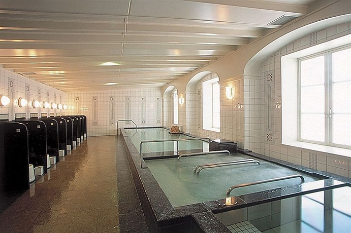 Imagen de la piscina del Hotel Monterey Sendai. Foto 15