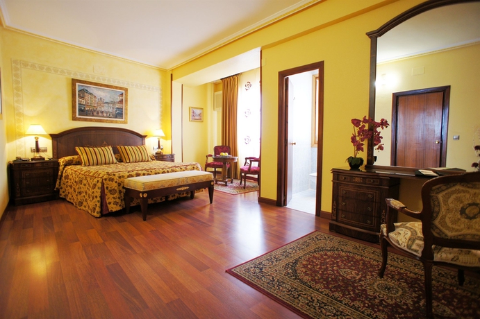 Imagen de la habitación del Hotel Montermoso. Foto 4