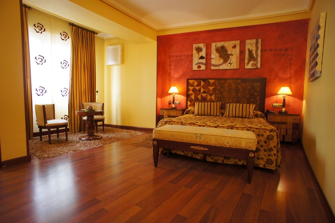 Imagen de la habitación del Hotel Montermoso. Foto 10