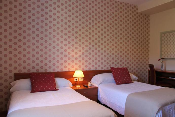 Imagen de la habitación del Hotel Montero. Foto 6