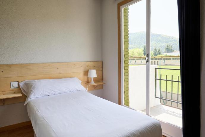 Imagen de la habitación del Hotel Montes Blancos. Foto 9