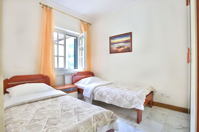 Imagen de la habitación del Hotel Montesan Apartments. Foto 12