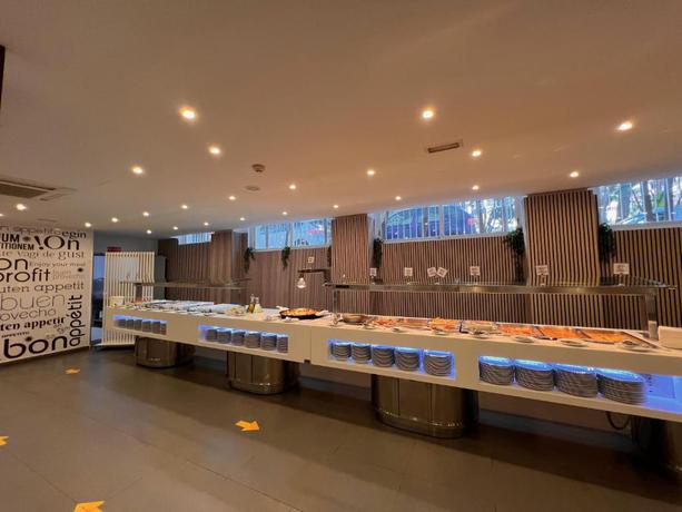 Imagen general del Hotel Montesol Benidorm. Foto 15