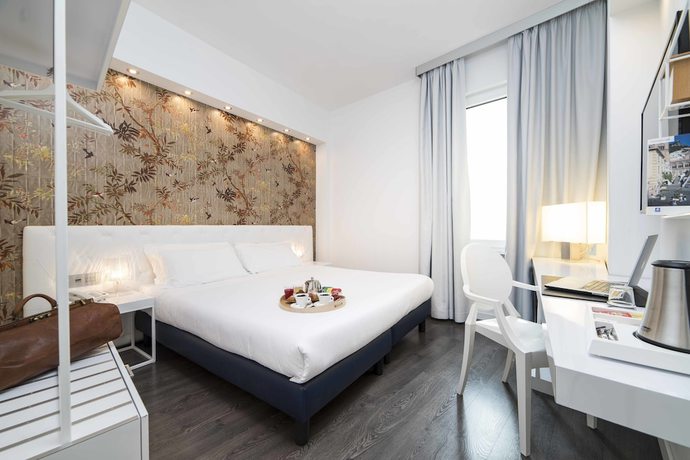 Imagen de la habitación del Hotel Montestella. Foto 14