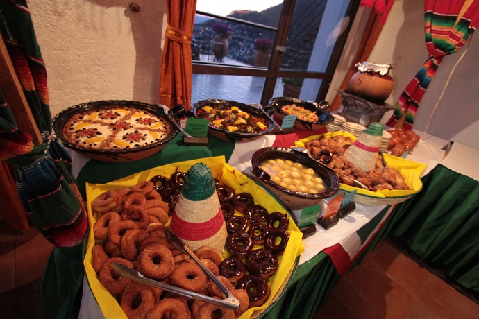 Imagen del bar/restaurante del Hotel Montetaxco. Foto 4