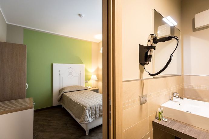 Imagen de la habitación del Hotel Monteverde, Bistagno. Foto 6