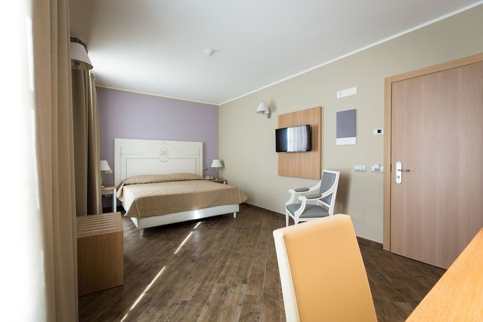 Imagen de la habitación del Hotel Monteverde, Bistagno. Foto 13