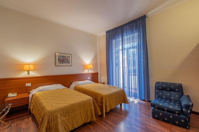 Imagen de la habitación del Hotel Monteverde E Austria. Foto 2