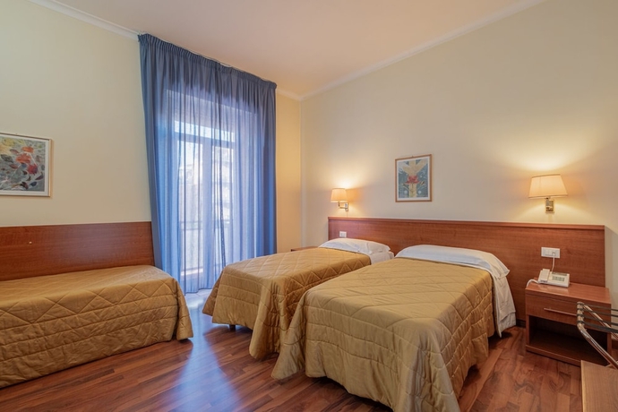 Imagen de la habitación del Hotel Monteverde E Austria. Foto 3