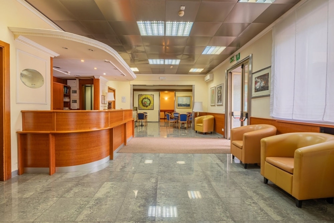 Imagen de los interiores del Hotel Monteverde E Austria. Foto 13