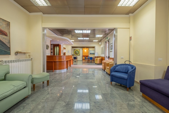 Imagen de los interiores del Hotel Monteverde E Austria. Foto 15