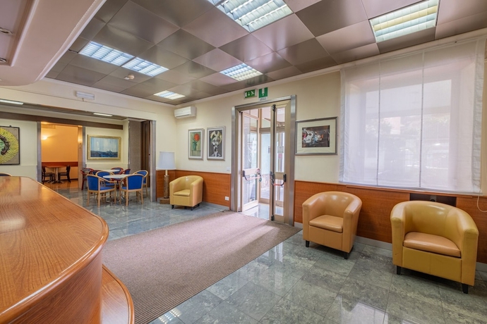Imagen de los interiores del Hotel Monteverde E Austria. Foto 16