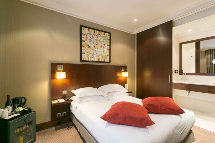 Imagen de la habitación del Hotel Montfleuri Paris. Foto 7